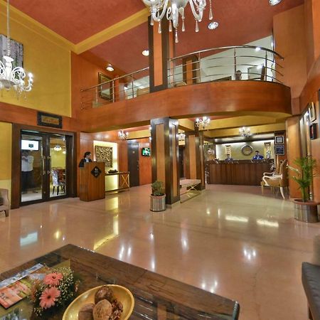 Batra Hotels And Residences Srinagar  Exterior photo