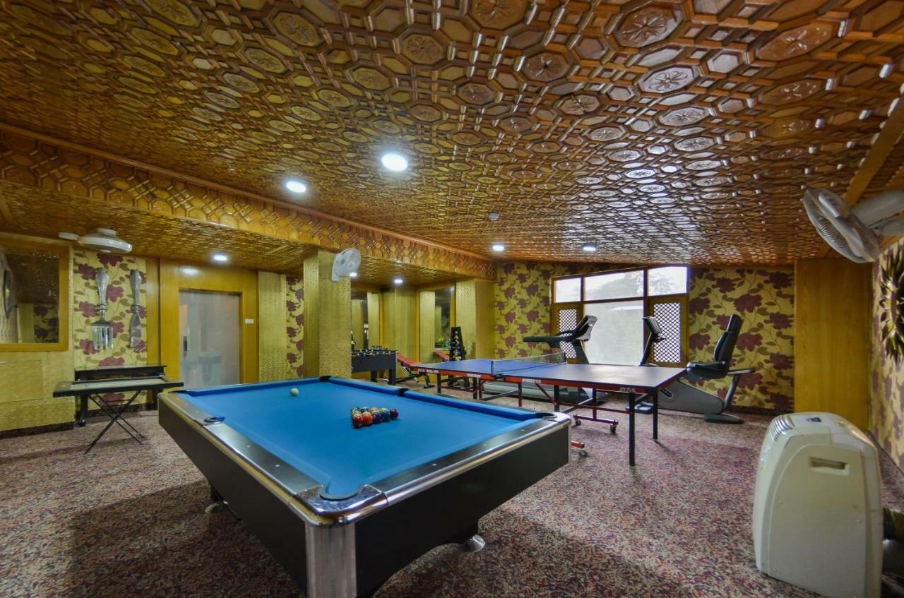Batra Hotels And Residences Srinagar  Exterior photo
