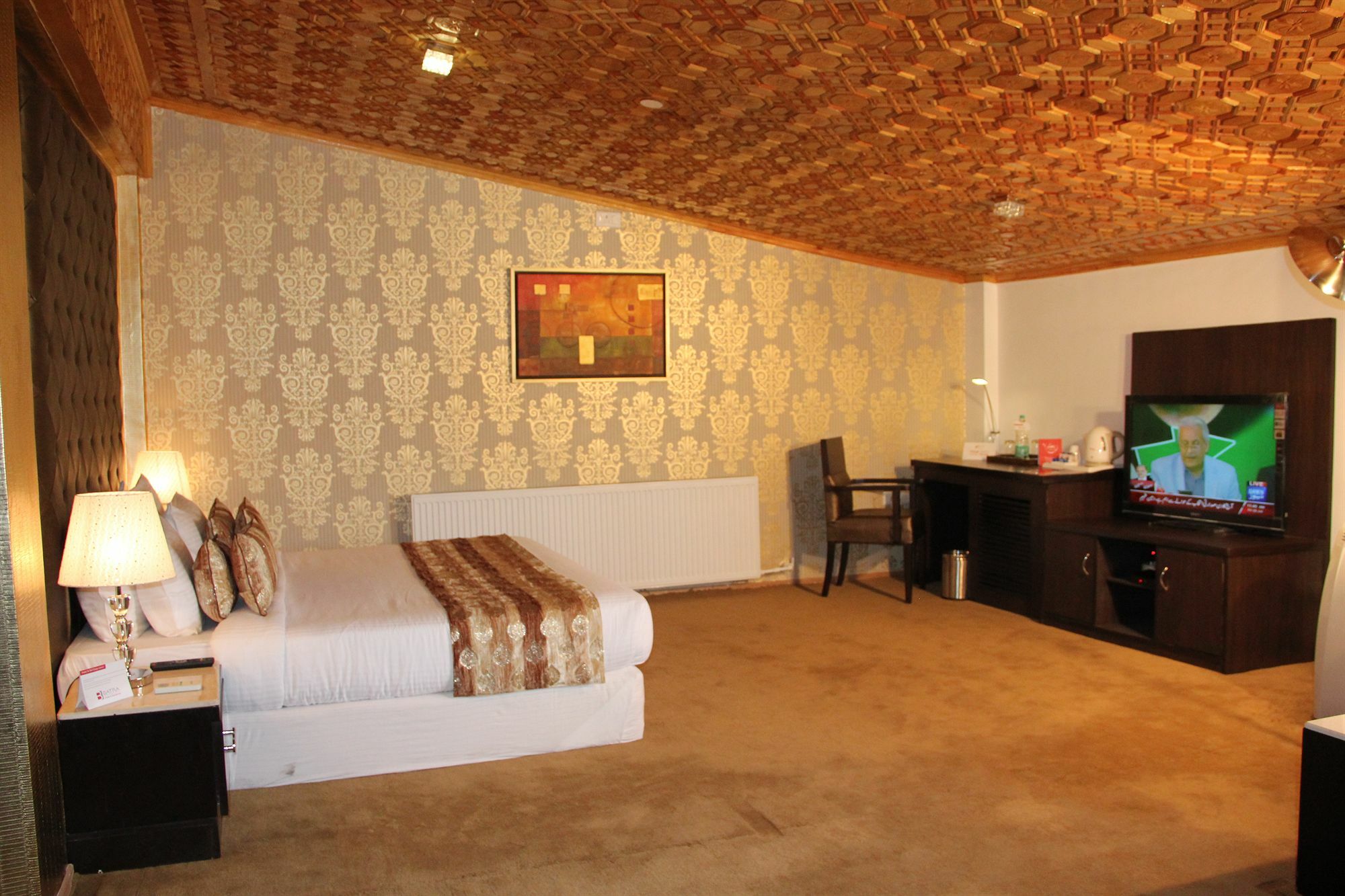 Batra Hotels And Residences Srinagar  Exterior photo